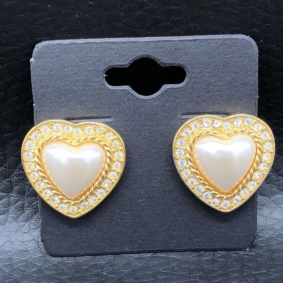 Vintage Rhinestone Heart Earrings Faux Pearl Gold Tone Posts 80s 90s Signed JS - Picture 7 of 7